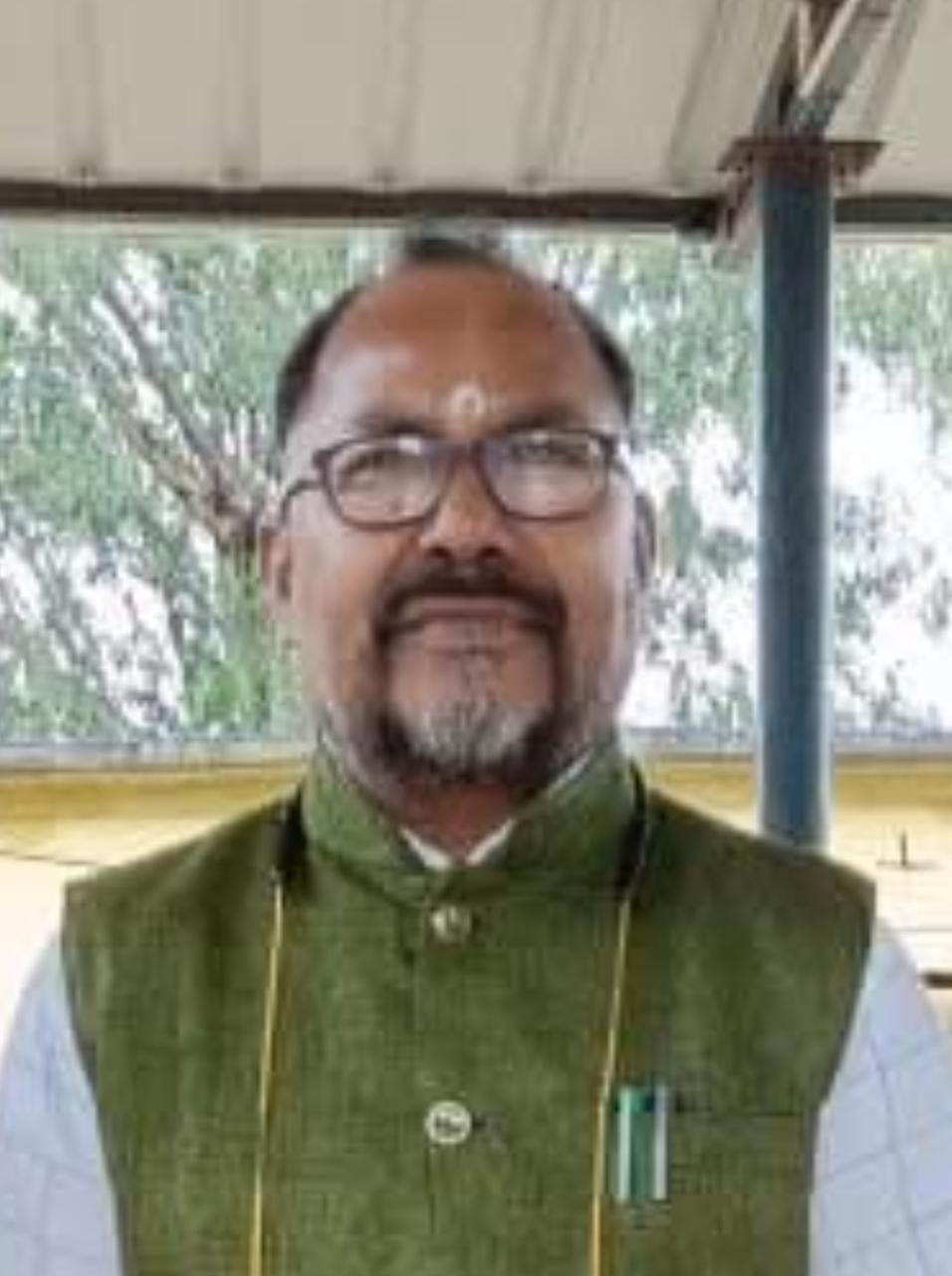 श्री रमेश कुमार निषाद 